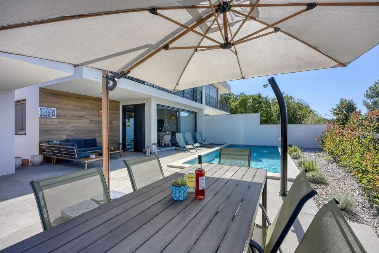 דירות פורץ Casa Dora With Private Pool קרואטיה