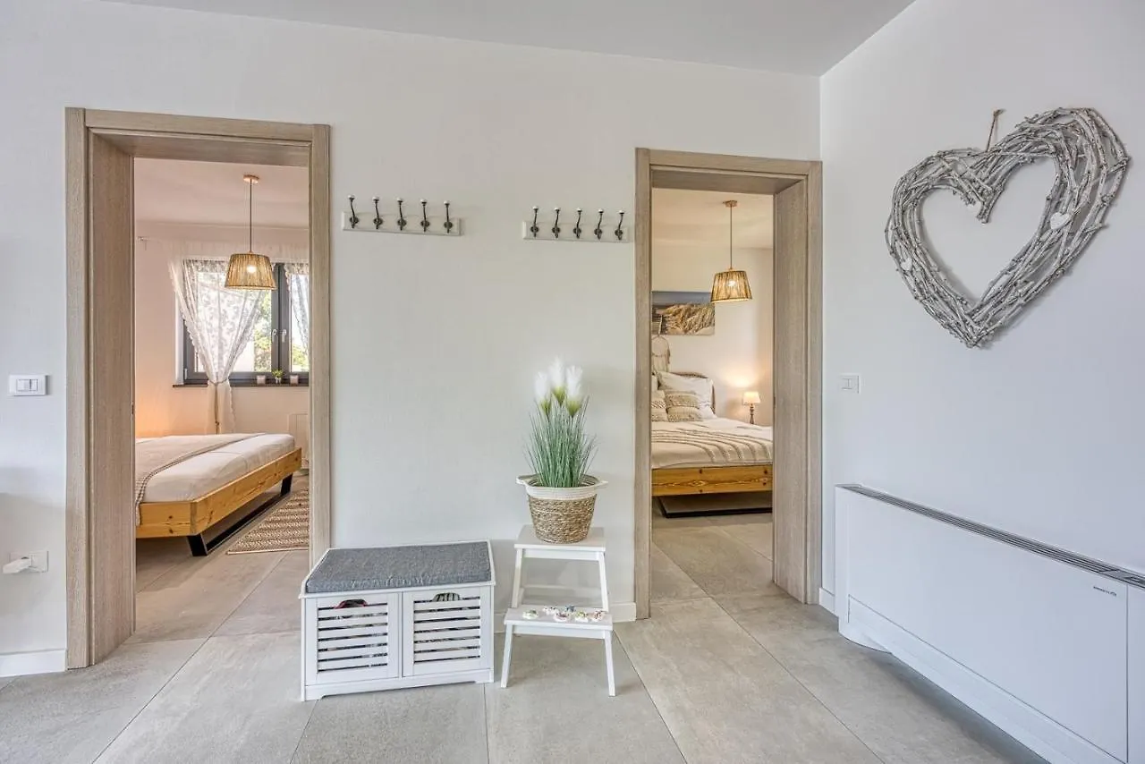 דירות פורץ Casa Dora With Private Pool קרואטיה